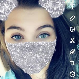 Meet your Posher, Mandy